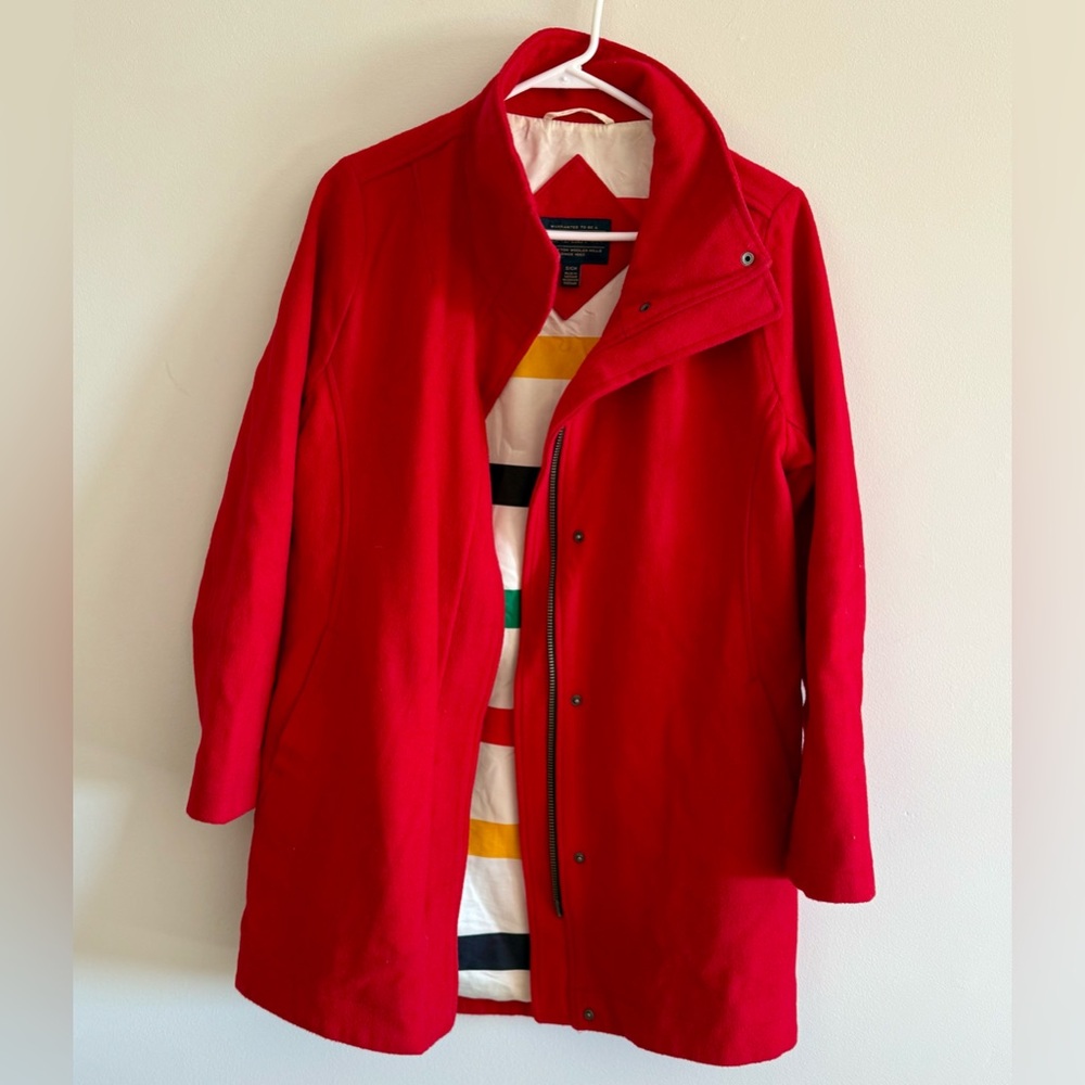 Pendleton Bold Red Wool Coat Size S - Picture 5 of 8